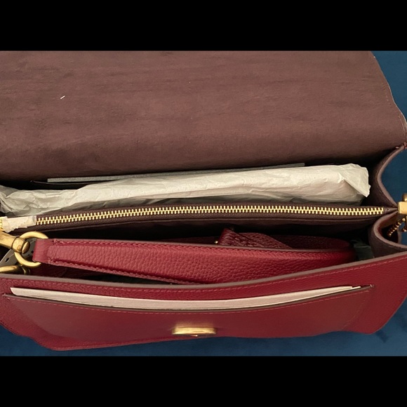 COACH Tabby Shoulder Bag - Picture 4 of 6